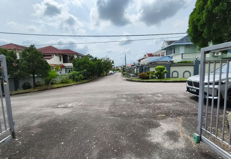 RosMerah Heights, Jalan Ros Merah 4 @ 3-storey Semi-D House