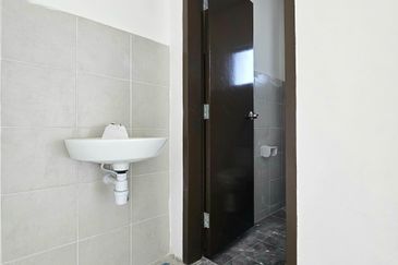 Jalan Kiambang, Kulai Indahpura @ Brand New 1.5-storey Terrace Factory