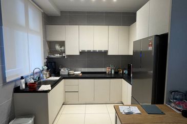 Twin Tower Residence