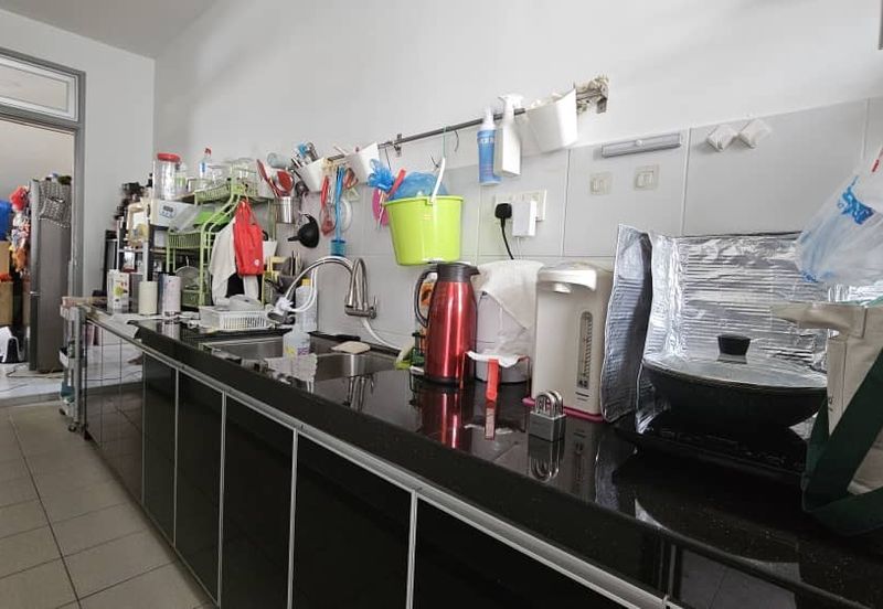 Dictyo Alba, Setia Tropika @ 2-storey Terrace House