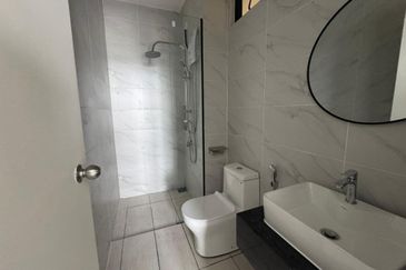 LINBAQ Space Residency @ Fully Smart Home System Dual Key unit