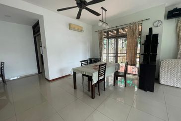 Austin Residence @Taman Mount Austin