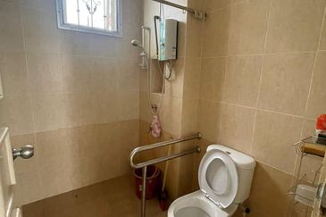 Austin Residence @Taman Mount Austin