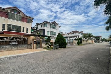 Austin Residence @Taman Mount Austin