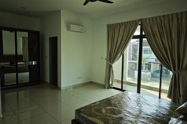 The Canal Garden North, Horizon Hills