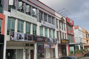 Taman Mount Austin Commercial