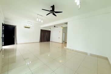 Nusa Duta, Iskandar Puteri @ Double-storey Semi-D House