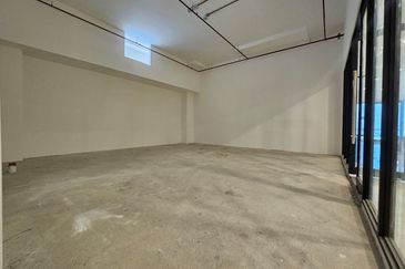 Space Carton King Street Mall @ Brand New Commercial Lot