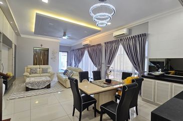 The Canal Garden North, Horizon Hills