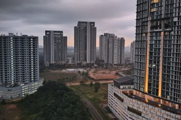 Grand Medini
