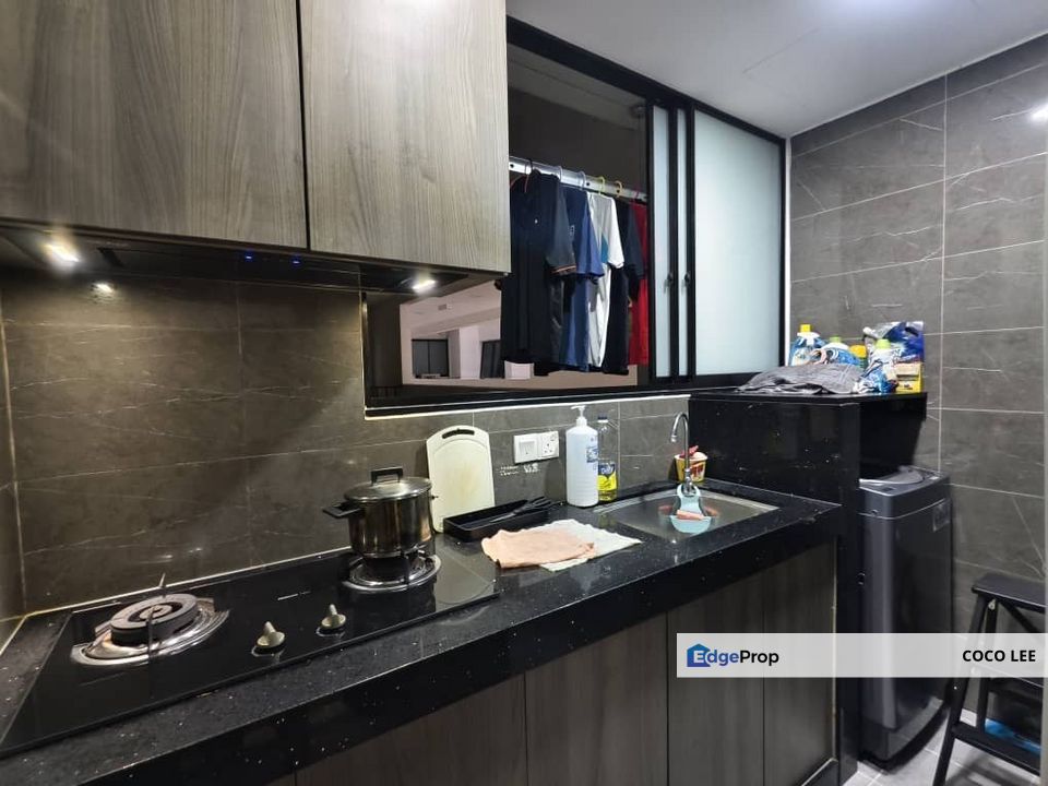 Southkey Mosaic @ High Floor with Fully Furnished unit, Johor, Johor Bahru