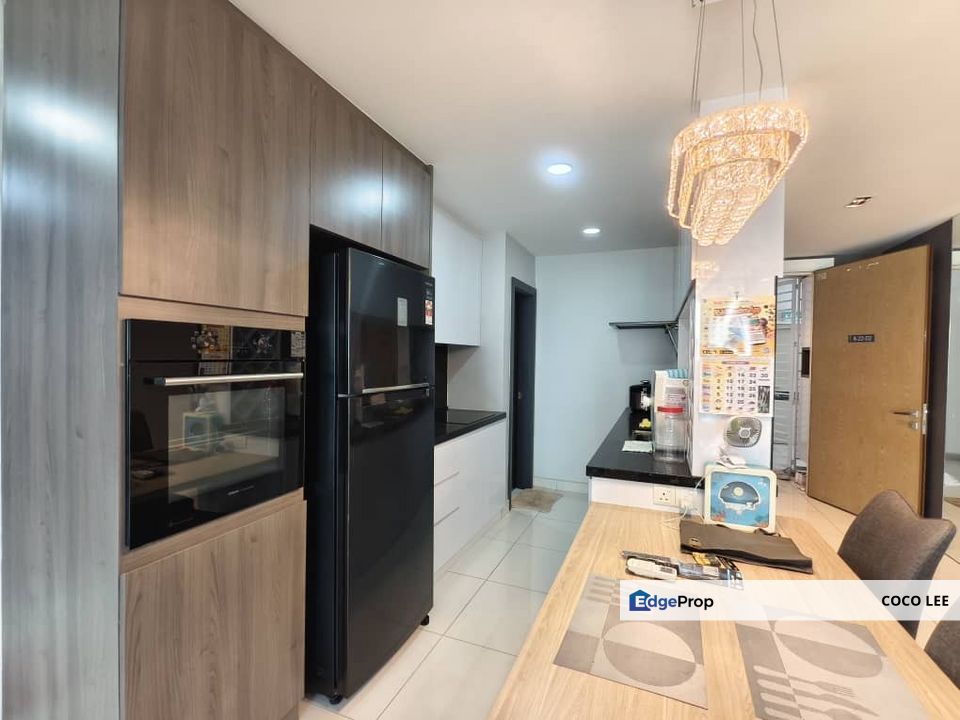 Southkey Mosaic @ High Floor with Fully Furnished unit, Johor, Johor Bahru