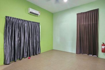 Stulang Laut / Darat