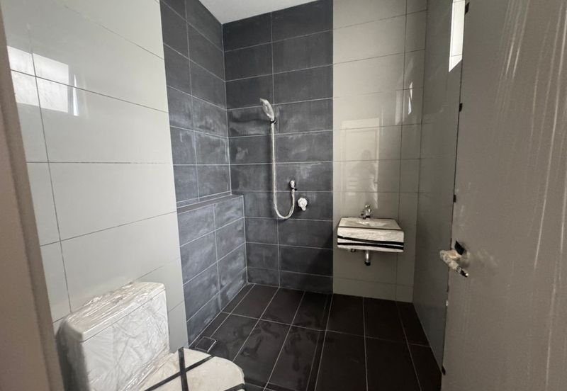 The Canal Garden South, Horizon Hills