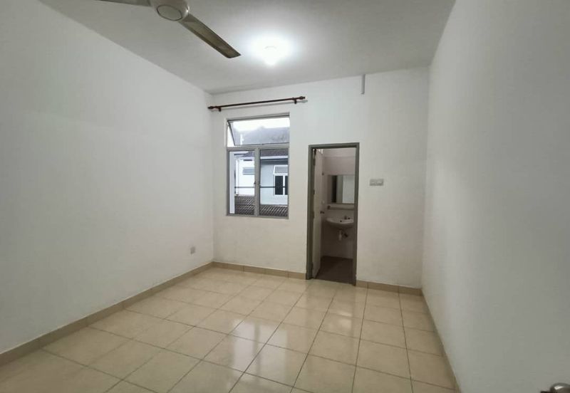 Rini Hills 2, Mutiara Rini Skudai @ Corner Lot 2-storey Terrace House