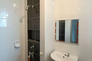 Rini Hills 2, Mutiara Rini Skudai @ Corner Lot 2-storey Terrace House