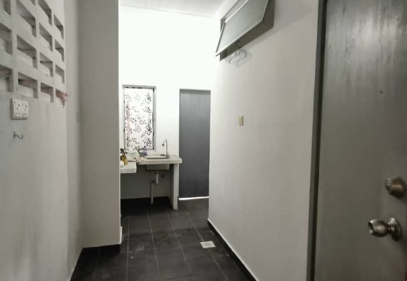 Rini Hills 2, Mutiara Rini Skudai @ Corner Lot 2-storey Terrace House