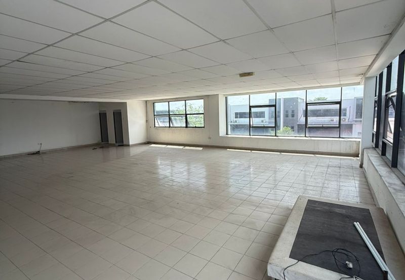 Apex Bizhub Desa Cemerlang