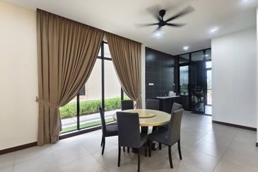 Aurora Resort Villas