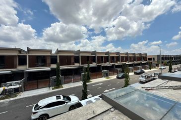 Aurora Resort Villas