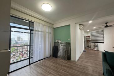 Mewah View Luxurious Apartments