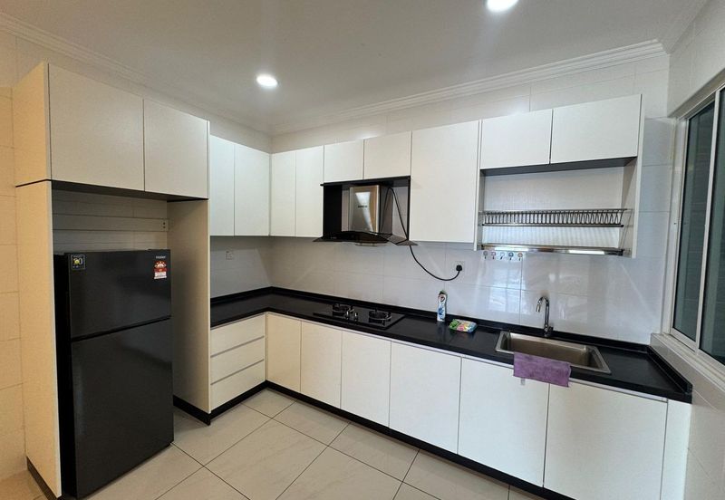 The Pinnacles (Pinnacle Tower)