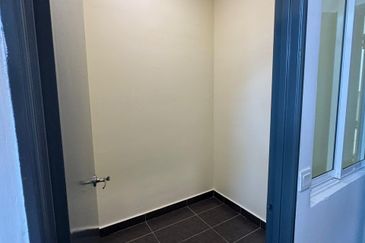 The Pinnacles (Pinnacle Tower)