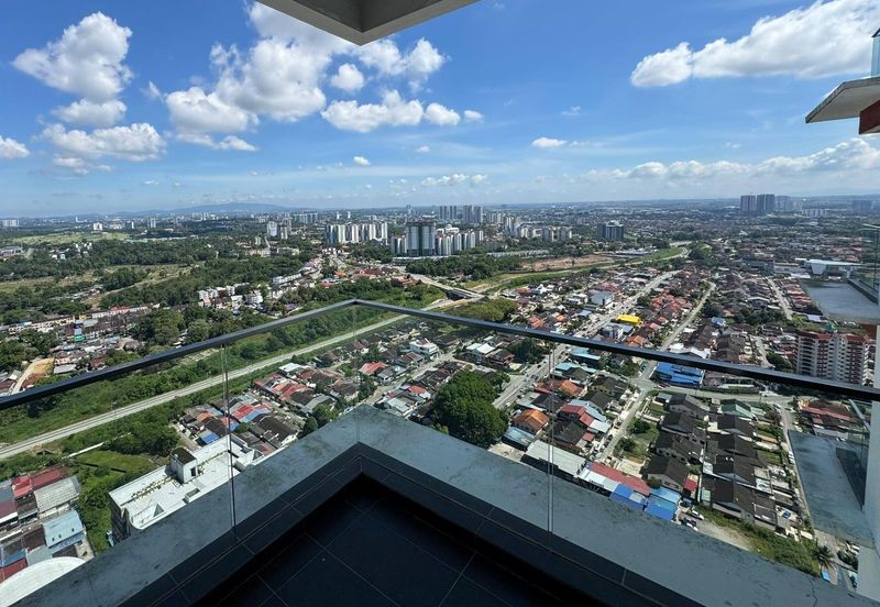 The Pinnacles (Pinnacle Tower)