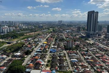 The Pinnacles (Pinnacle Tower)