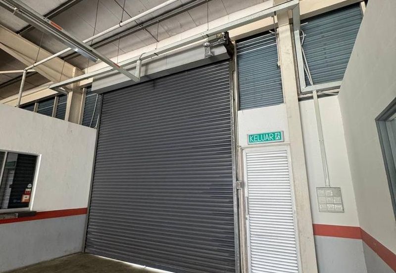 Opposite Gaint Plentong @ Facing Main Road Commercial Building & Land