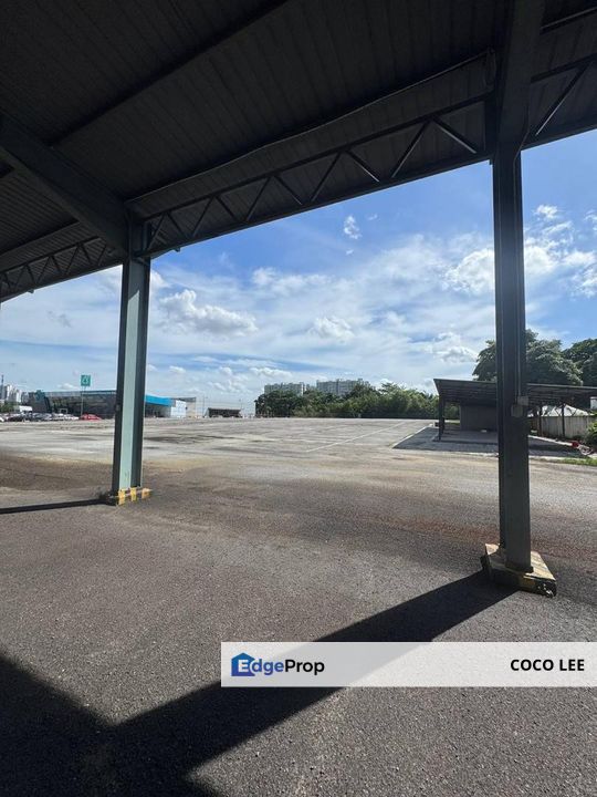 Opposite Gaint Plentong @ Commercial Land with Shelter and Open Area, Johor, Plentong