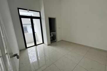 Taman Desa Tebrau - Cello @ Intermediate 2-storey Terrace House