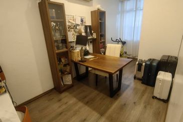 Taman Bestari Indah @ Renovated 2-storey Terrace House