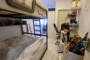 Taman Bestari Indah @ Renovated 2-storey Terrace House