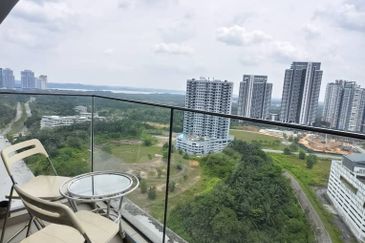 Grand Medini