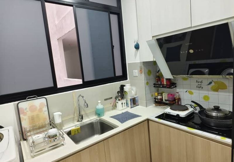 Meridin Bayvue Apartment