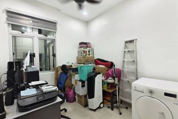 Meridin Bayvue Apartment