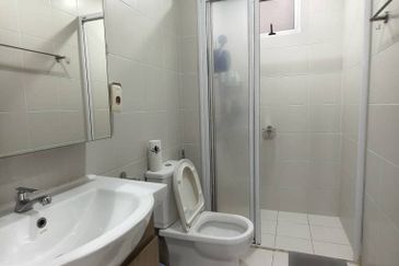 Meridin Bayvue Apartment