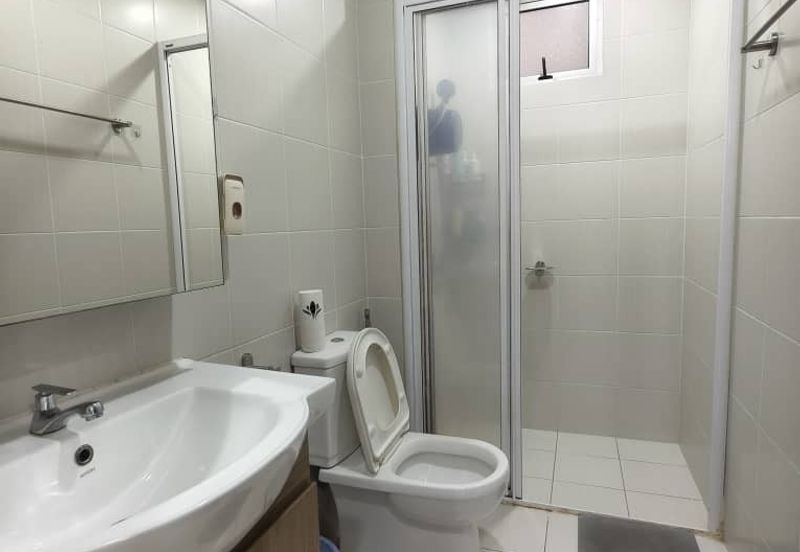 Meridin Bayvue Apartment