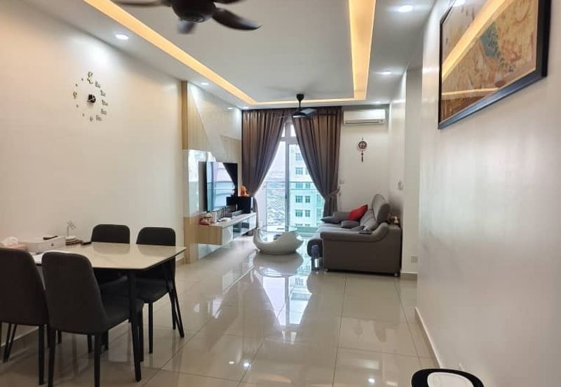 Meridin Bayvue Apartment