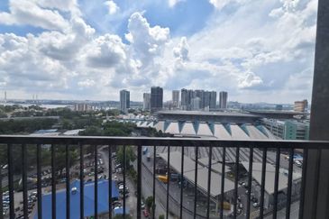 Twin Tower Residence