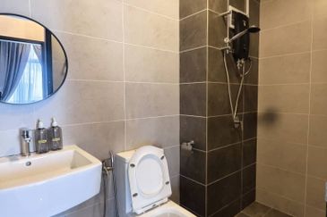 Twin Tower Residence