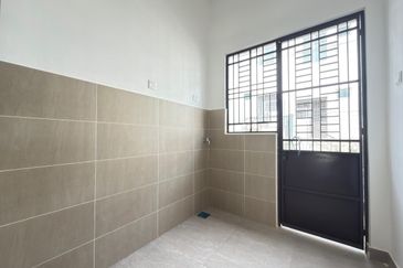 Citrine Hills @ Brand New Original 2-storey Terrace House