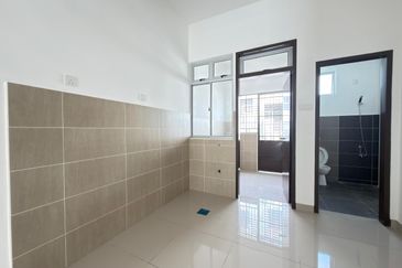 Citrine Hills @ Brand New Original 2-storey Terrace House