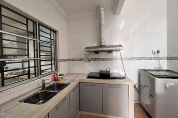 Taman Century Garden @ Fully Furnished Single-storey Semi-D House