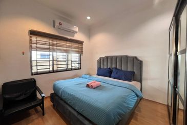 Taman Century Garden @ Fully Furnished Single-storey Semi-D House