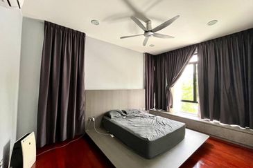 The Canal Garden South, Horizon Hills