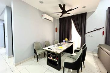 The Canal Garden South, Horizon Hills