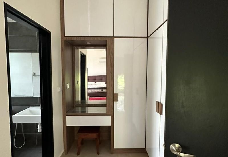 The Canal Garden North, Horizon Hills