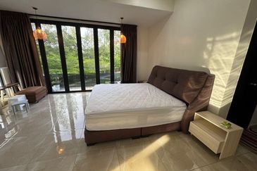 The Canal Garden North, Horizon Hills